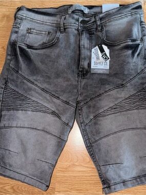 MENS Gray Washed Denim Shorts